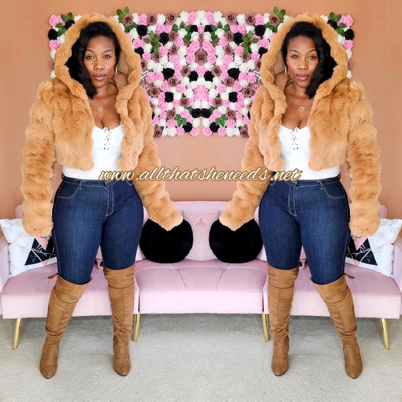 Aspen Faux Fur Jacket - Picture 3 of 4